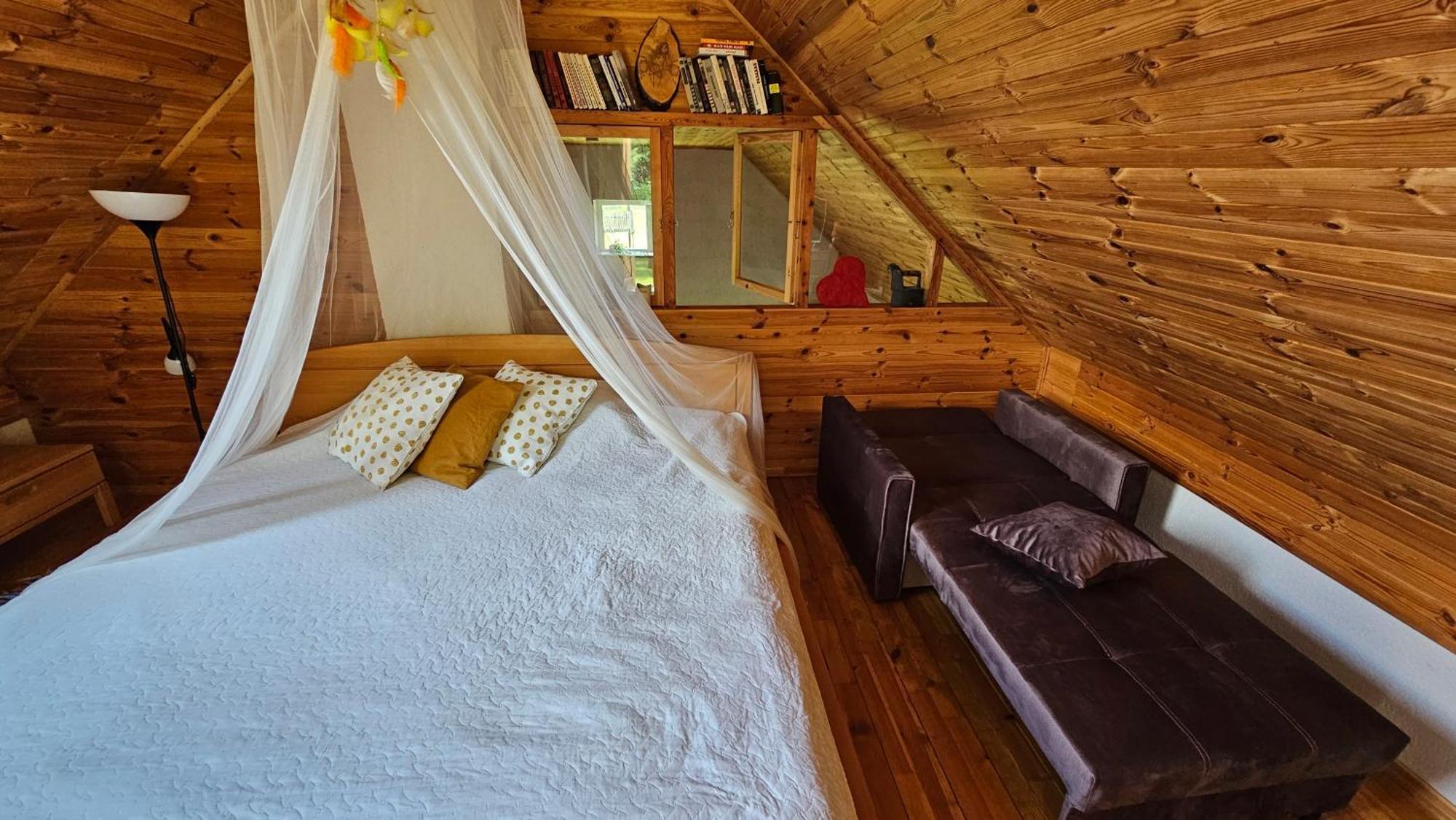 Vila Burzini Kuldīga Pokoj fotografie